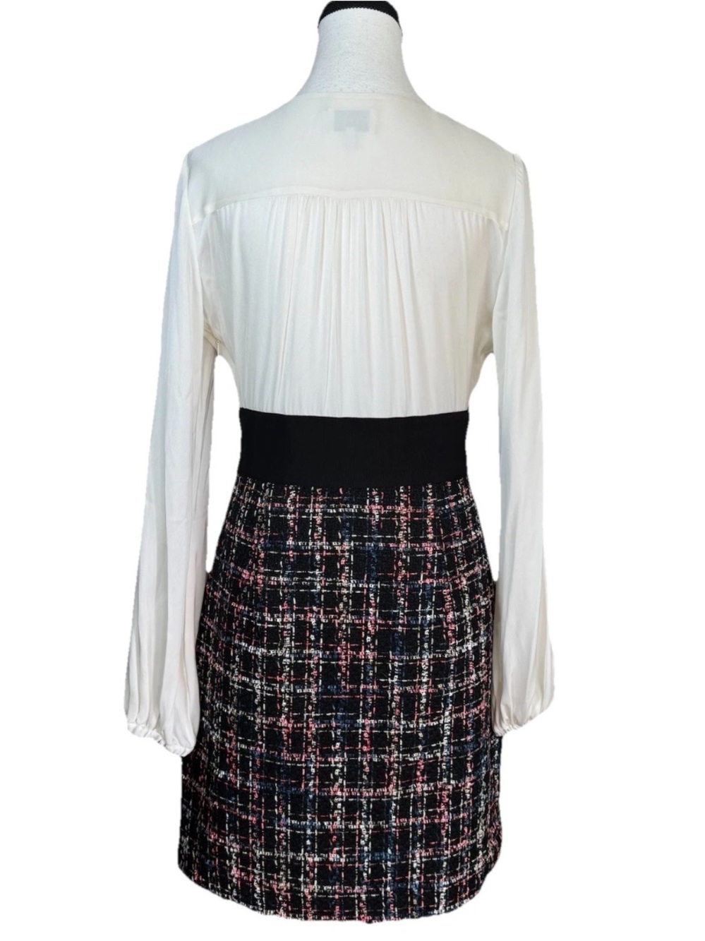 Milly Nicola Pencil Dress Silk Tweed White Black Long Sleeves V Neck Size 6 $395 - Picture 4 of 11